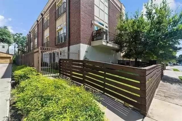 5711 Ross Avenue 9, Dallas, TX 75206