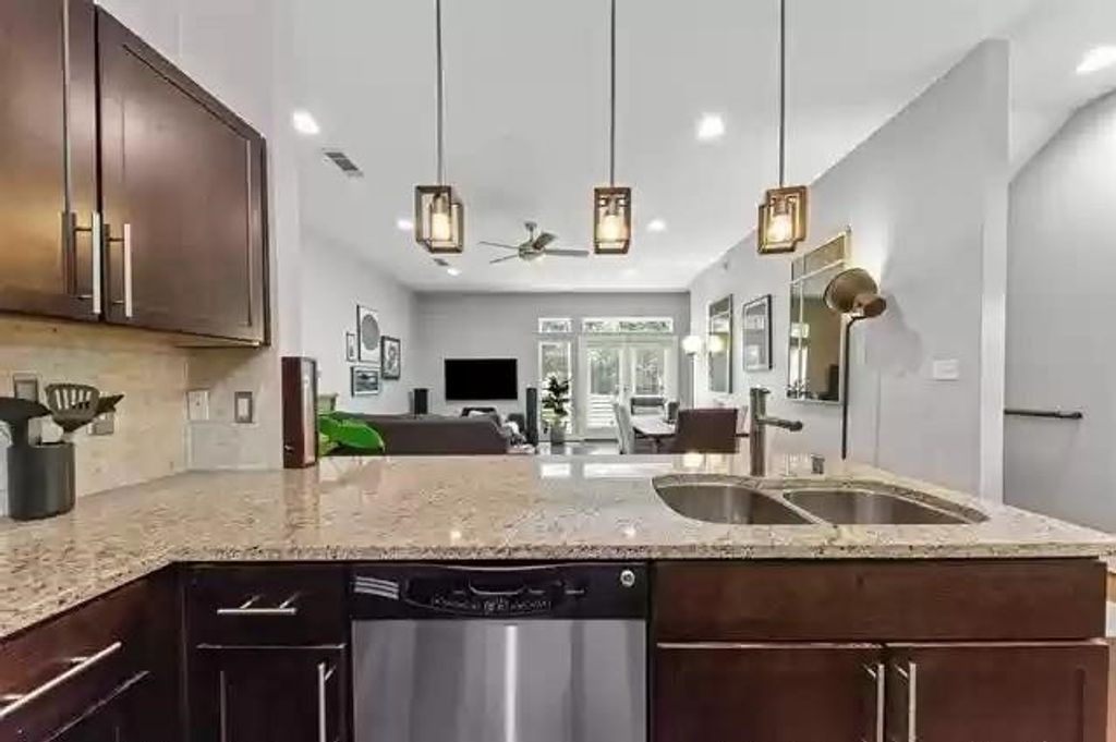 5711 Ross Avenue 9, Dallas, TX 75206