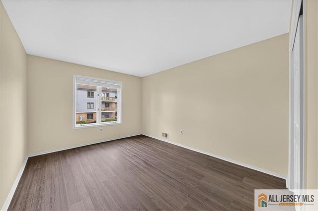 710 Peach Street, Avenel, NJ 07001