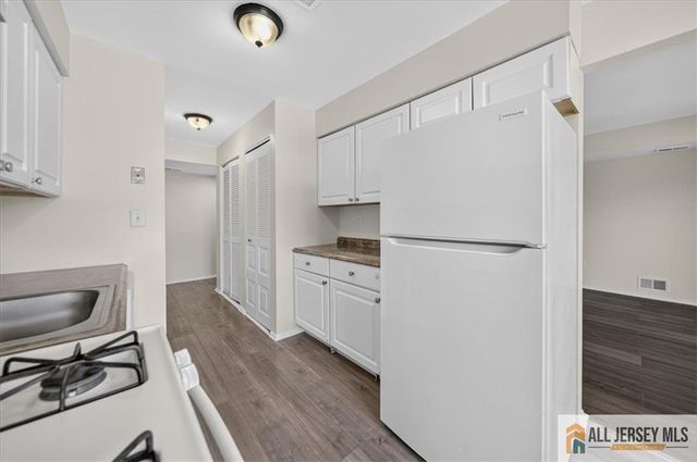 710 Peach Street, Avenel, NJ 07001