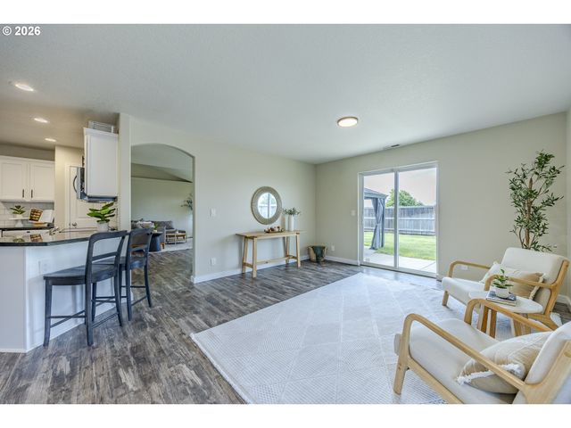 1580 IRON HORSE Rd, Eugene, OR 97402