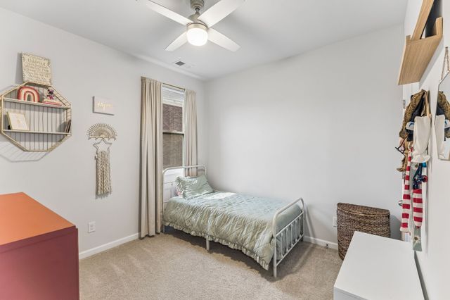 1230 Sylvan Park Dr, Spring Hill, TN 37174