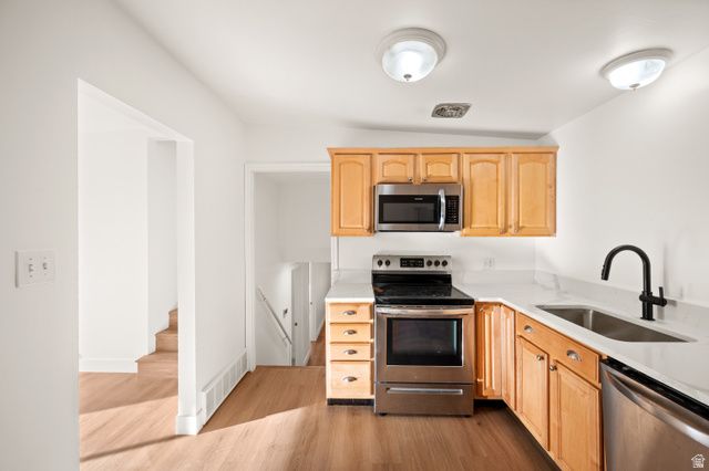 7161 S 2155 E, Cottonwood Heights, UT 84121