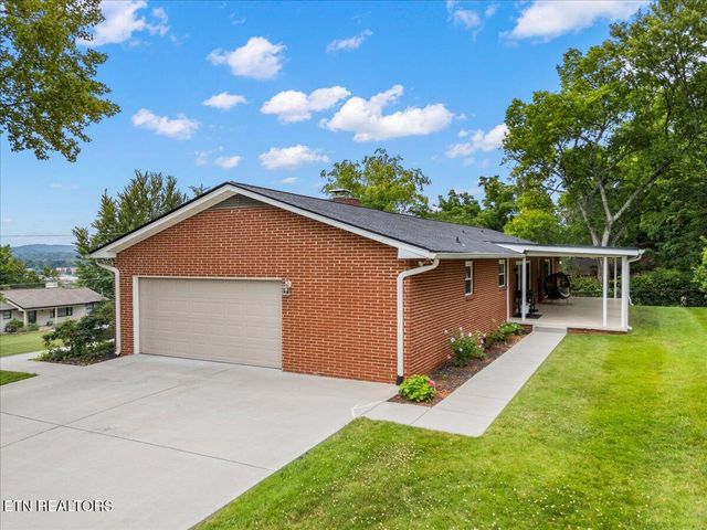 300 Clearfield Rd, Knoxville, TN 37922