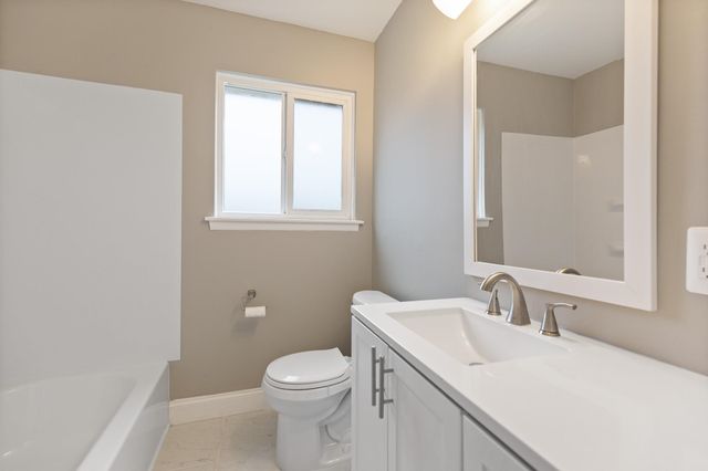 19631 Williamson Street, Clinton Township, MI 48035