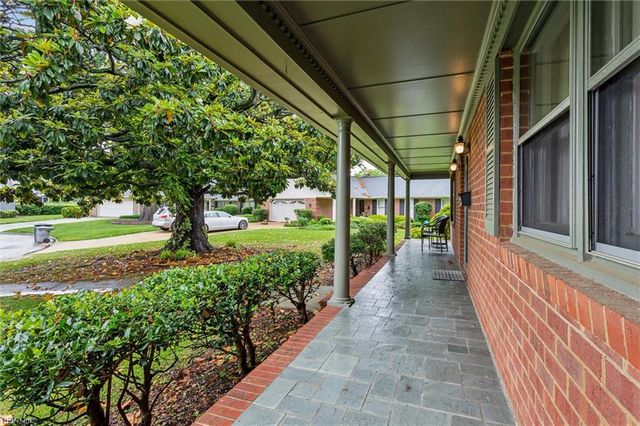 476 Elizabeth Lake DR, Hampton, VA 23669