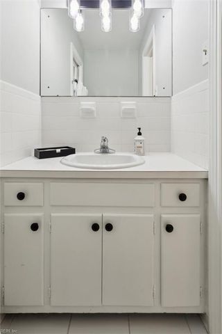 476 Elizabeth Lake DR, Hampton, VA 23669