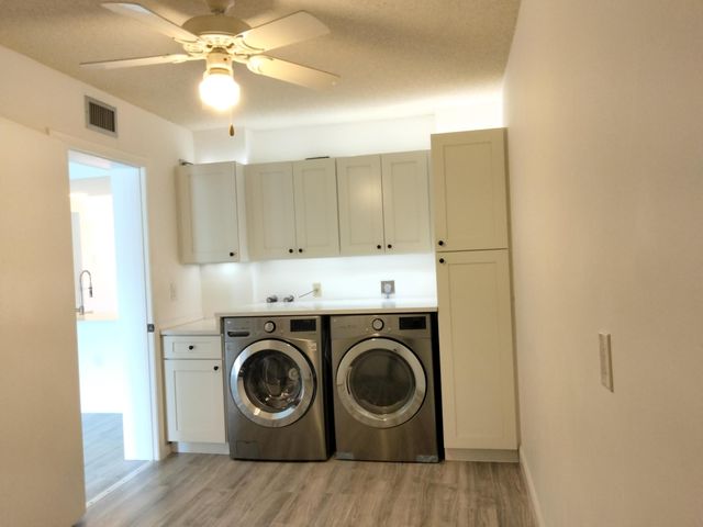 2401 Village Boulevard 202, West Palm Beach, FL 33409