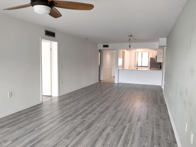 2401 Village Boulevard 202, West Palm Beach, FL 33409
