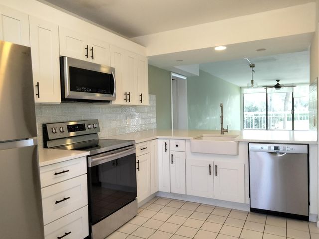 2401 Village Boulevard 202, West Palm Beach, FL 33409