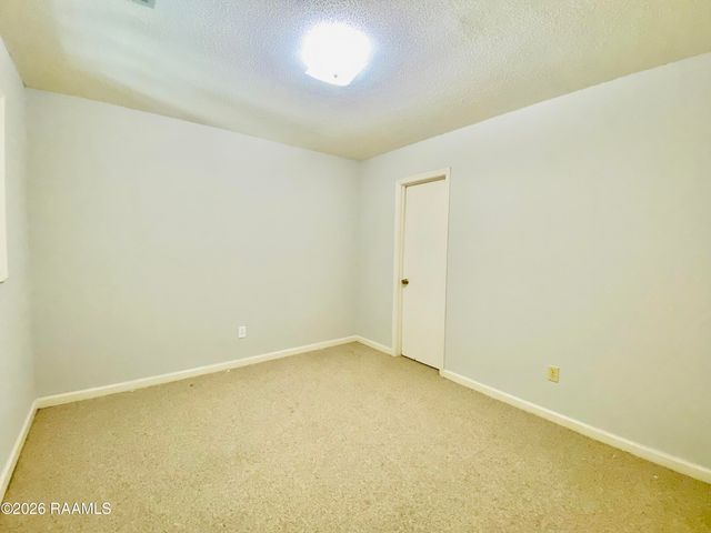 105 Williamsburg Circle B, Lafayette, LA 70508