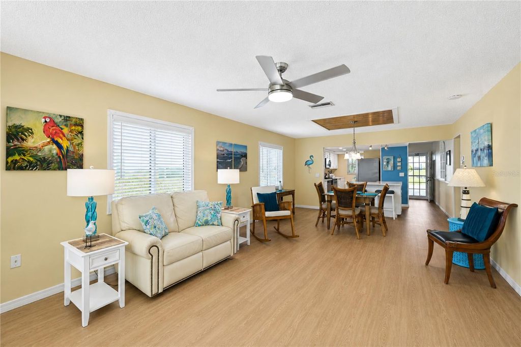 Image 17 of property listing at 9406 ANDOVER CIRCLE, Bradenton, FL 34210