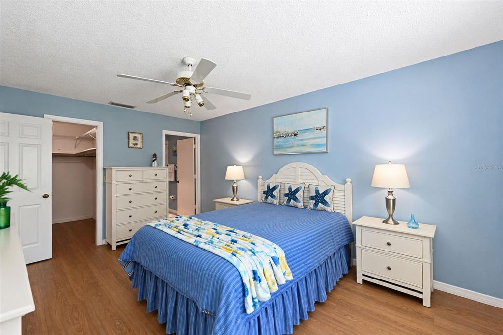 Image 28 of property listing at 9406 ANDOVER CIRCLE, Bradenton, FL 34210
