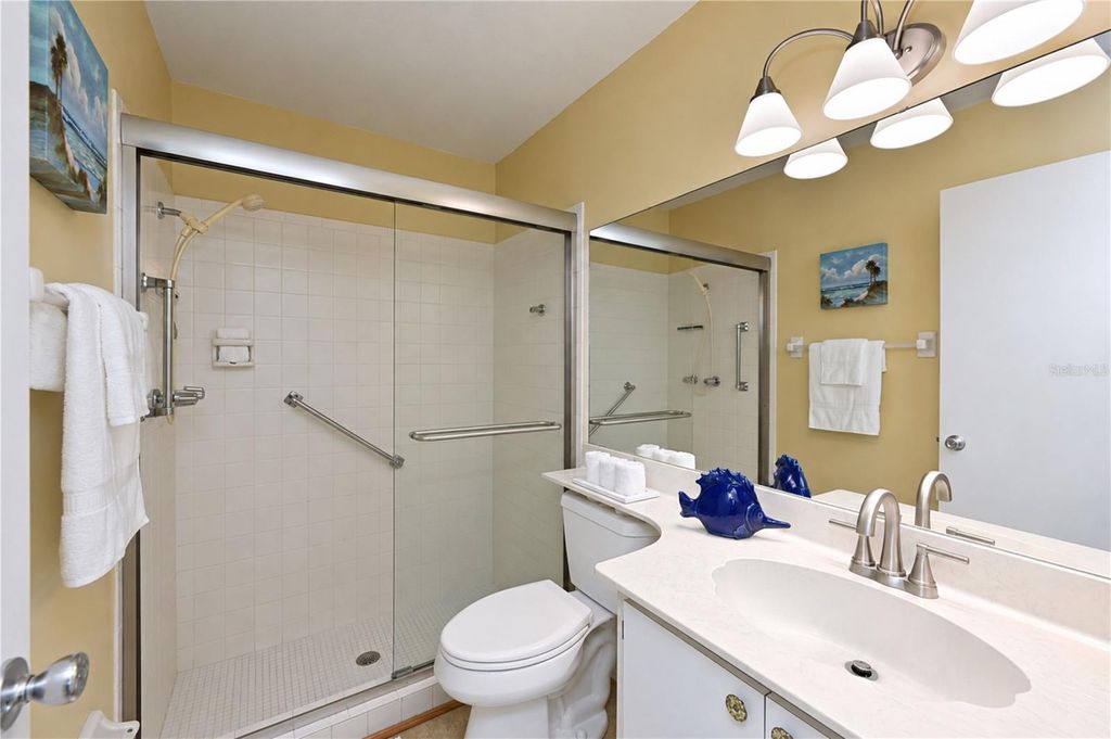 Image 33 of property listing at 9406 ANDOVER CIRCLE, Bradenton, FL 34210