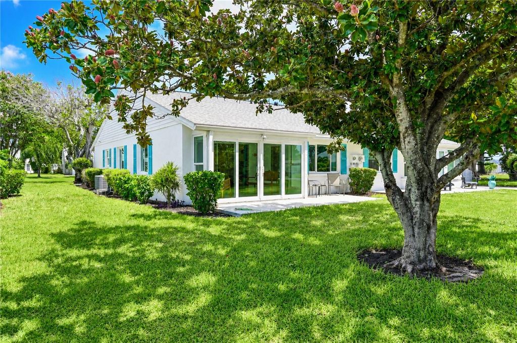 Image 5 of property listing at 9406 ANDOVER CIRCLE, Bradenton, FL 34210