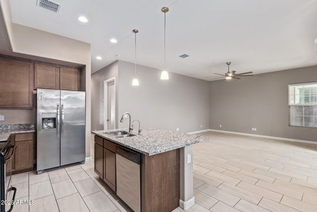 3059 N 33rd Place, Phoenix, AZ 85018