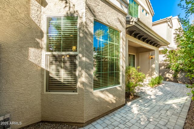 3059 N 33rd Place, Phoenix, AZ 85018