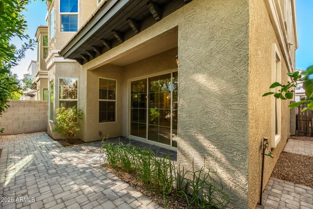 3059 N 33rd Place, Phoenix, AZ 85018