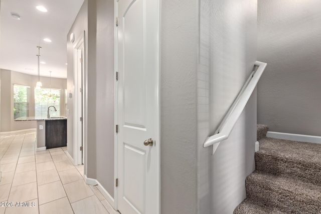 3059 N 33rd Place, Phoenix, AZ 85018