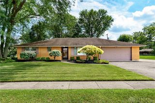 408 Westview Place, Englewood, OH 45322