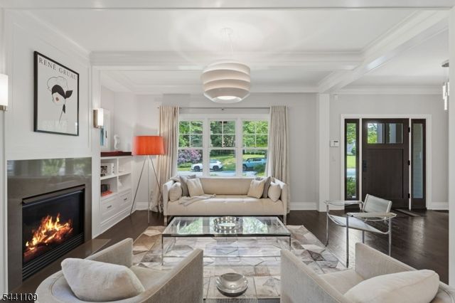 171 Tennyson Dr, Millburn Twp., NJ 07078