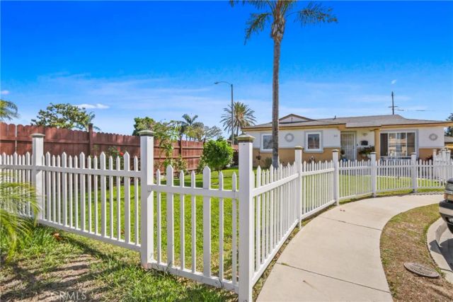 618 E 225th, Carson, CA 90745