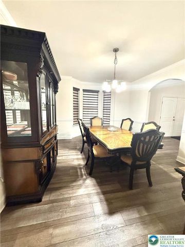 37 Saddle Lane, Palmer Twp, PA 18045