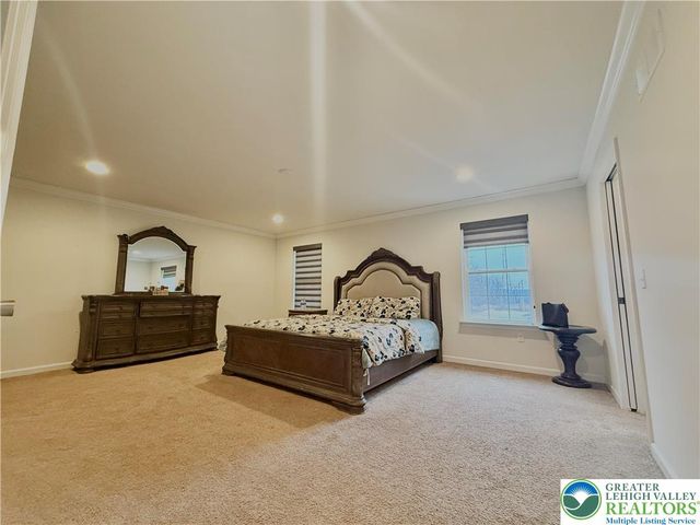 37 Saddle Lane, Palmer Twp, PA 18045