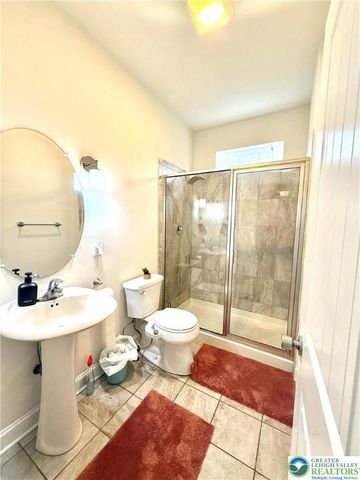 37 Saddle Lane, Palmer Twp, PA 18045