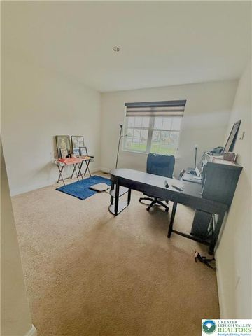 37 Saddle Lane, Palmer Twp, PA 18045