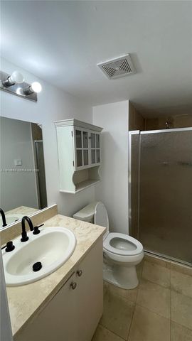 840 Pine Dr 104, Pompano Beach, FL 33060