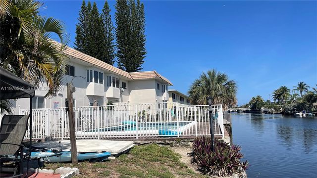 840 Pine Dr 104, Pompano Beach, FL 33060