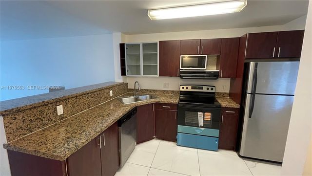 840 Pine Dr 104, Pompano Beach, FL 33060
