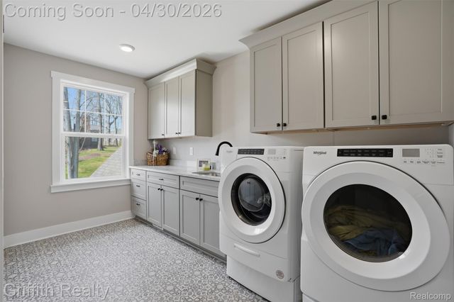 2550 Hartun Drive, Brighton Township, MI 48114