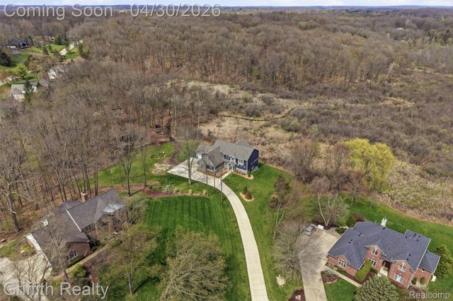 2550 Hartun Drive, Brighton Township, MI 48114