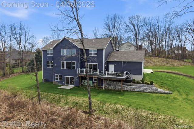 2550 Hartun Drive, Brighton Township, MI 48114