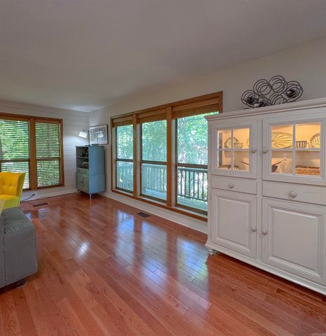 8 Castellon Drive, Hot Springs Village, AR 71909