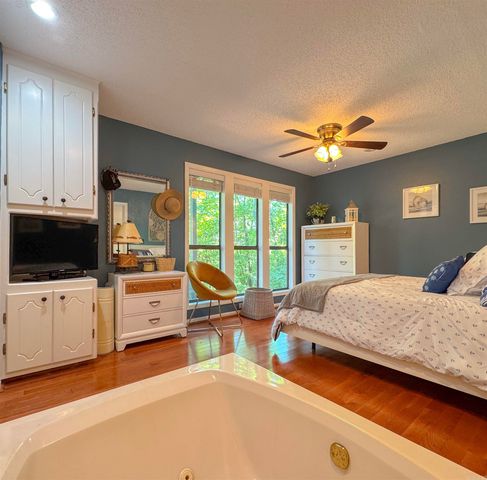 8 Castellon Drive, Hot Springs Village, AR 71909