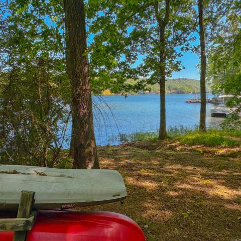 8 Castellon Drive, Hot Springs Village, AR 71909