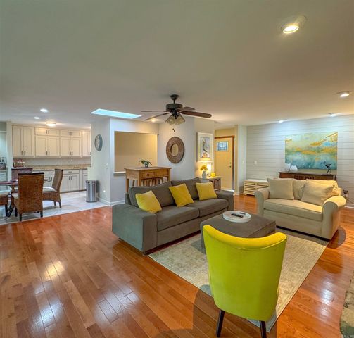 8 Castellon Drive, Hot Springs Village, AR 71909