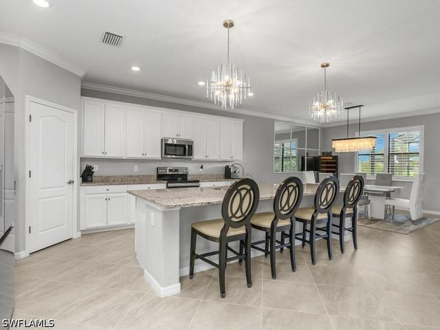 17575 Kinzie LN, Estero, FL 33928