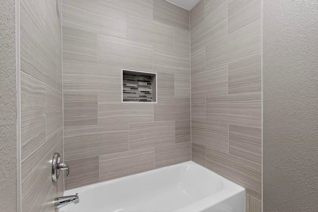 709 Oak Grove Lane, Royse City, TX 75189