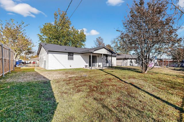 709 Oak Grove Lane, Royse City, TX 75189