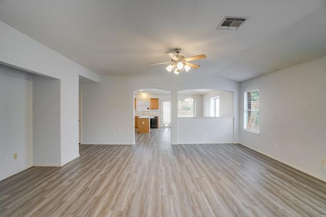 3310 Zinfandel LN, Leander, TX 78641