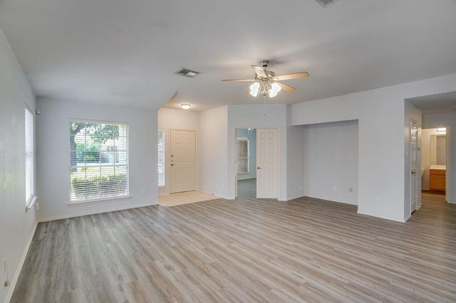 3310 Zinfandel LN, Leander, TX 78641