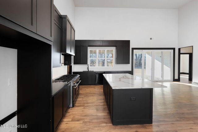 5199 Brook Lane, Hernando, MS 38632