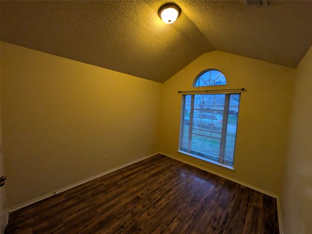 3713 Broken Pine Trail, Fort Worth, TX 76137