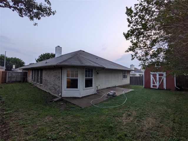 3713 Broken Pine Trail, Fort Worth, TX 76137