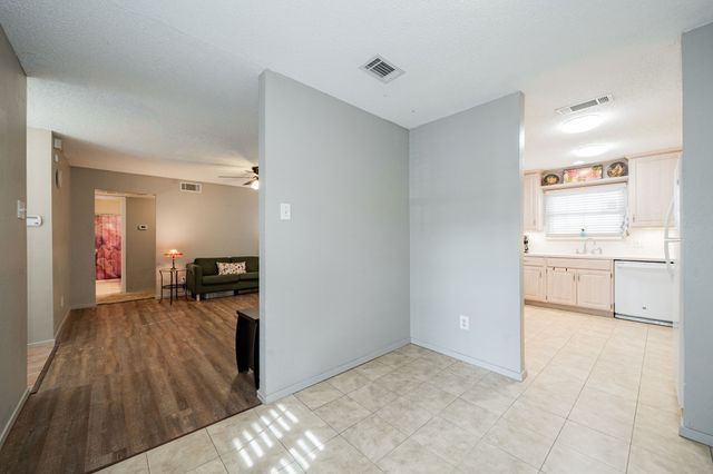 5335 Bent Tree Forest Drive 170, Dallas, TX 75248