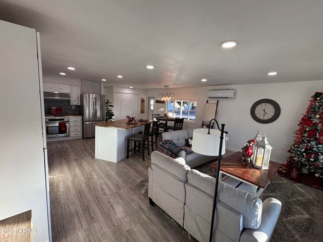 305 S VAL VISTA Drive S 94, Mesa, AZ 85204